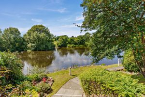 Photo 14- click for photo gallery